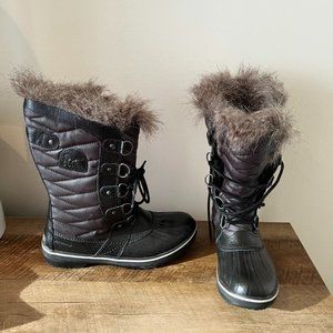 Sorel Boots with Faux Fur Woman size 9.5